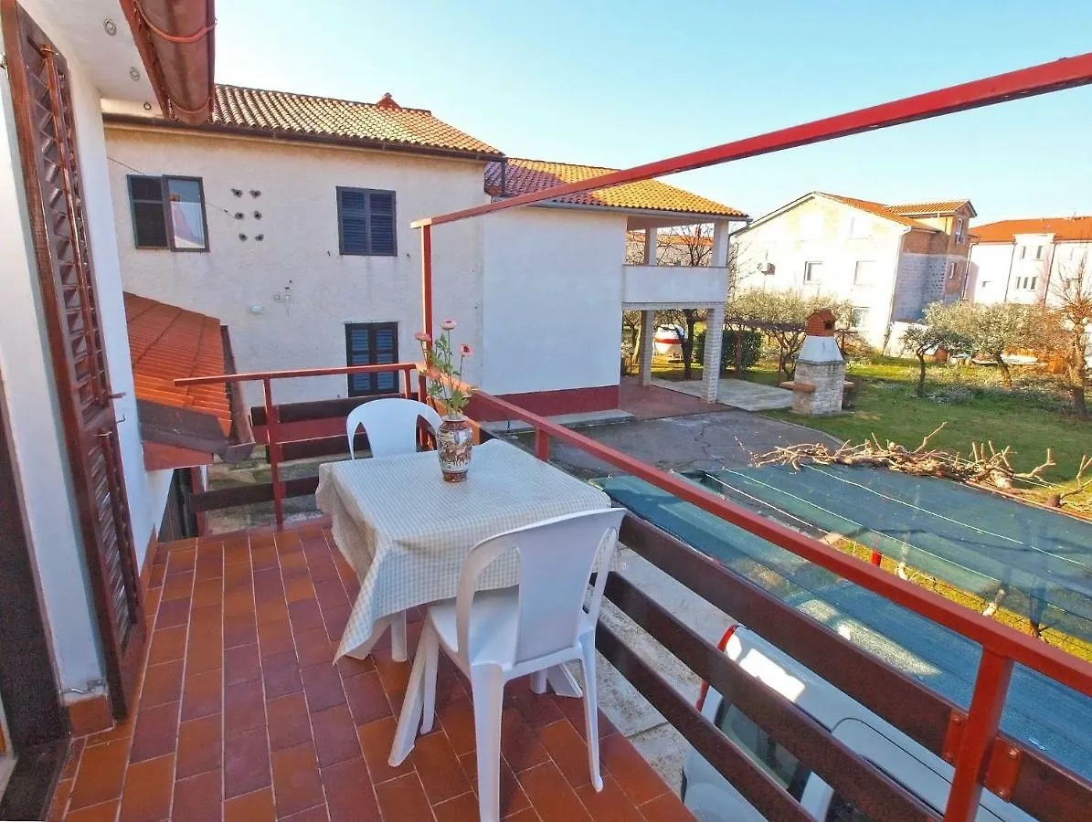 Apartments Mario 1253 Barbariga Croatia