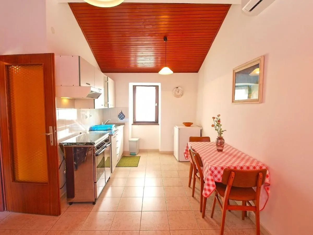 Apartments Mario 1253 Barbariga 0*,