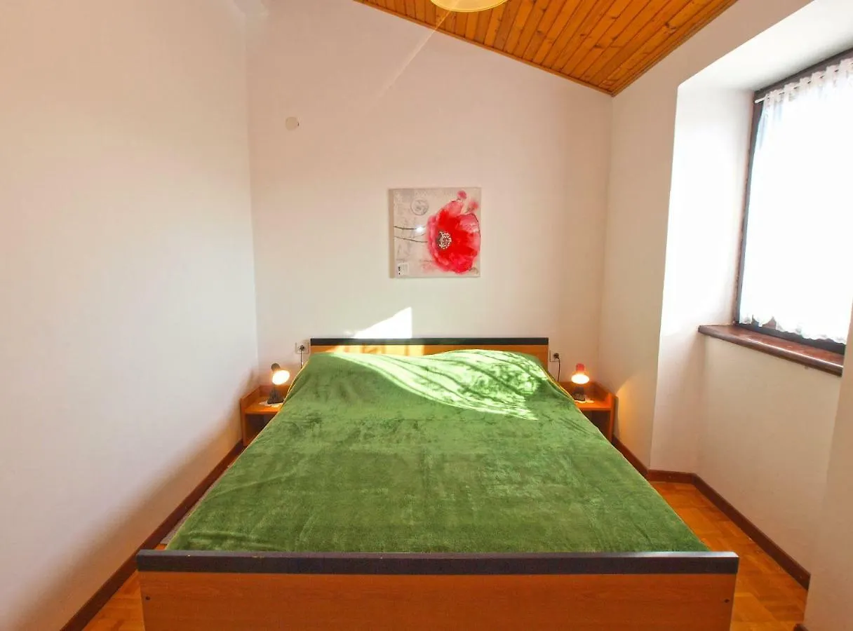 Apartments Mario 1253 Barbariga Croatia